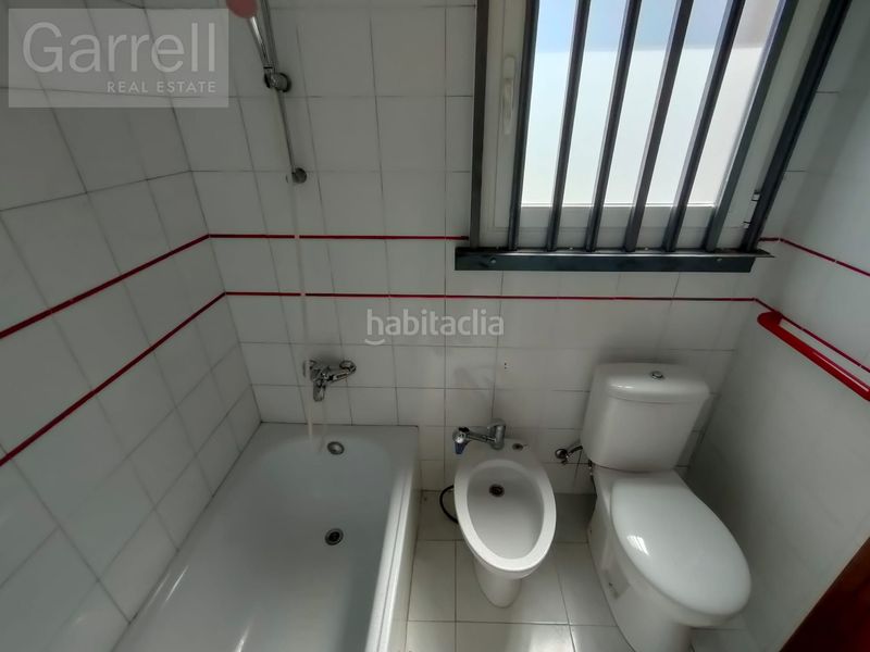 Foto 3dad6f65-d6a5-48d9-88cf-c6ffe7a40361. Casa adossada amb aparcament piscina a Llagostera
