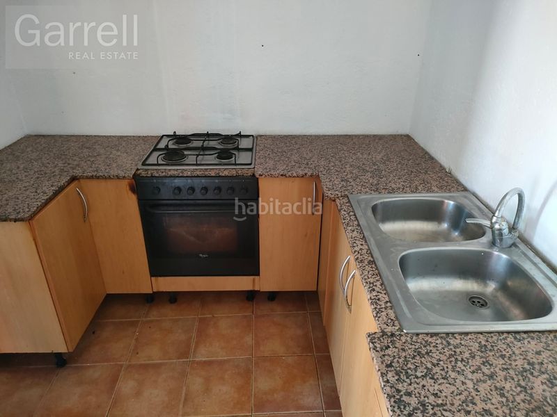 Foto f3b7e075-6a0d-4f6f-8e05-0afc546cf9e8. Casa adossada amb aparcament piscina a Llagostera