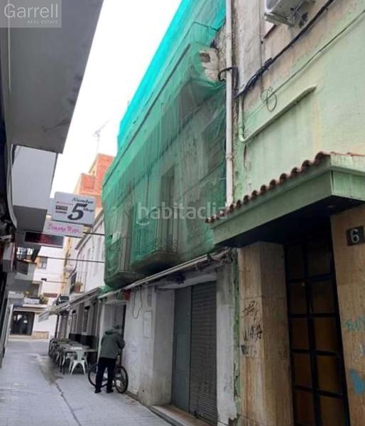 Foto 90ded197-d064-4dbb-b759-37b23b78ee04. Edificio en Centre Roses