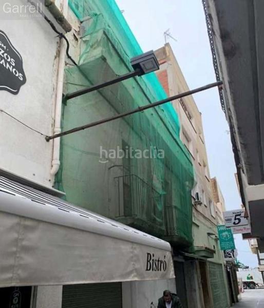 Foto edc7f22a-a0dc-44e0-bb11-38ea6bd099e8. Edificio en Centre Roses