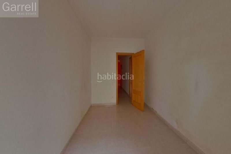 Foto ef9ffee3-cde8-4bb2-80ee-14d50a036073. Pis a Deltebre