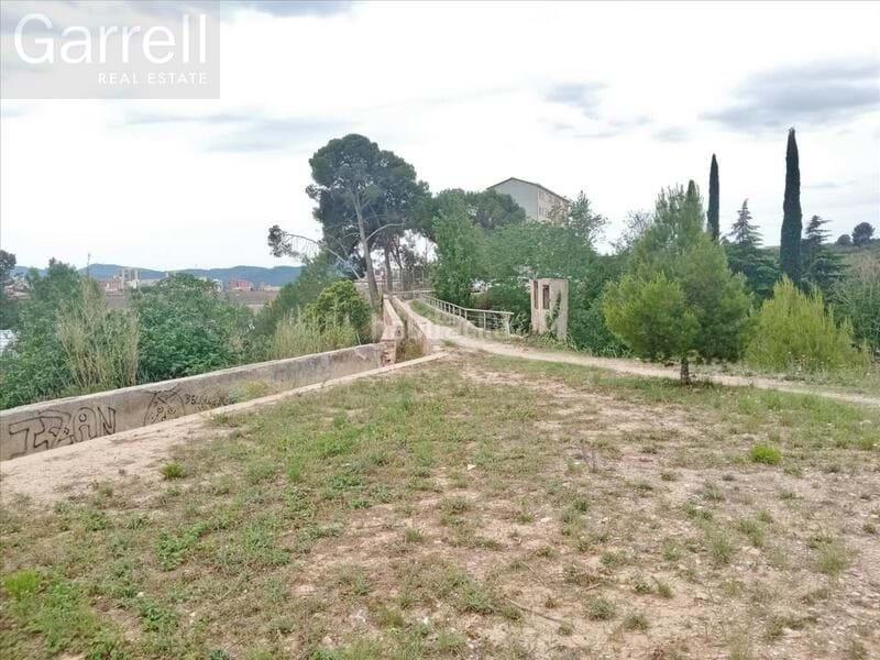 Foto f3f6748d-6a05-495b-9a80-5c8c472aa877. Terreno residenziale in Zona Nord Rubí