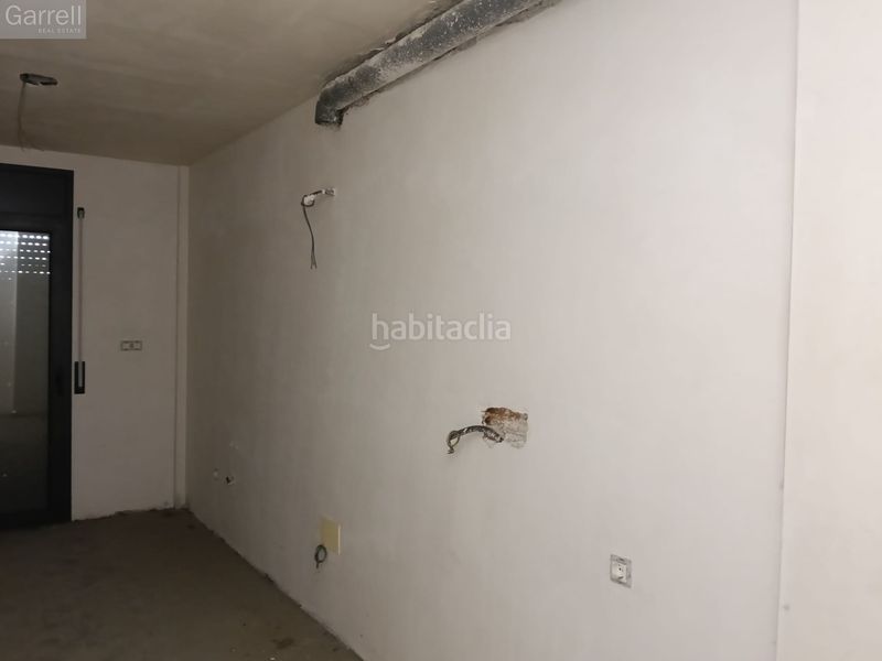 Foto ab27197d-4019-4ade-ad60-833dffd2772d. Edifici a Manlleu