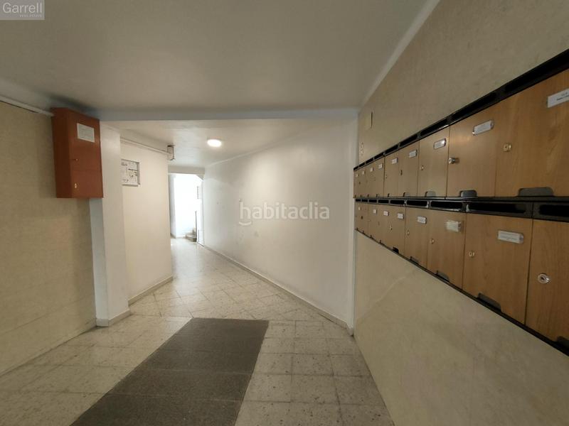 Foto c8af07a9-9251-4a77-a3db-c8f783f35779. Piso  okupado en Centre Mataró