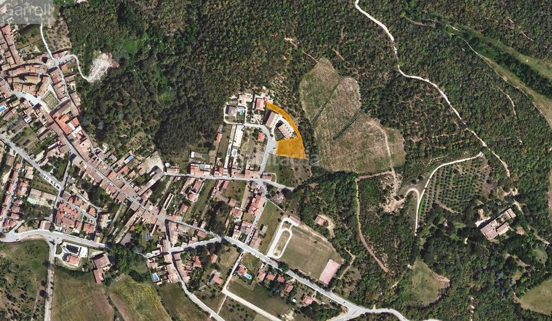 Foto 86b30095-28b2-41e0-ae6f-92a57ad06656. Terreno residencial en Darnius