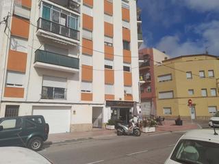 Local Comercial  Av catalunya  es: pl: pt:
 sant feliu de guixols (girona). Se vende es un tercera parte indivisa, del garage