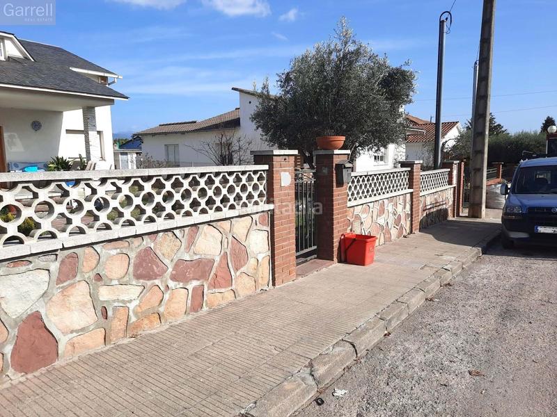 Foto 83c355fc-d3c0-4eb0-96d2-7bbb56860481. Chalet en Santa Eulàlia de Ronçana