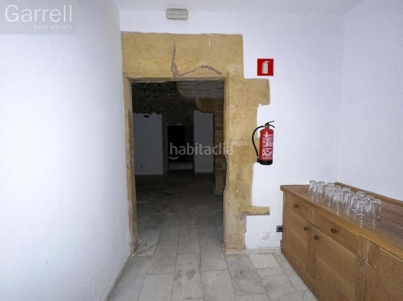 Foto 631b0b07-59b3-41c9-bc87-3e27da8971d8. Local comercial en Bisbal d´Empordà (La)