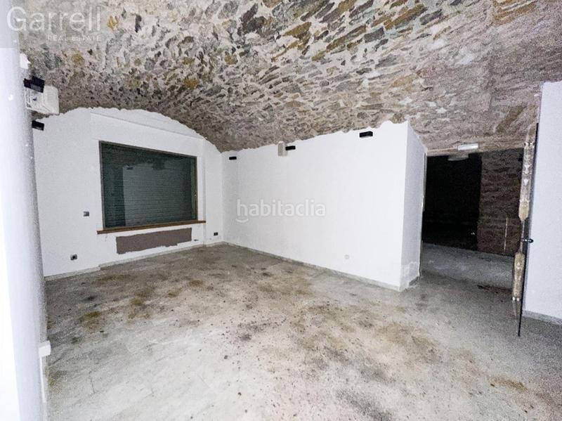 Foto f7759f3c-895b-4a34-b755-c3172e7759c0. Local comercial en Bisbal d´Empordà (La)