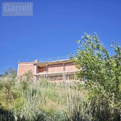 Chalet  Cl susqueda 
 maçanet de la selva (girona)
