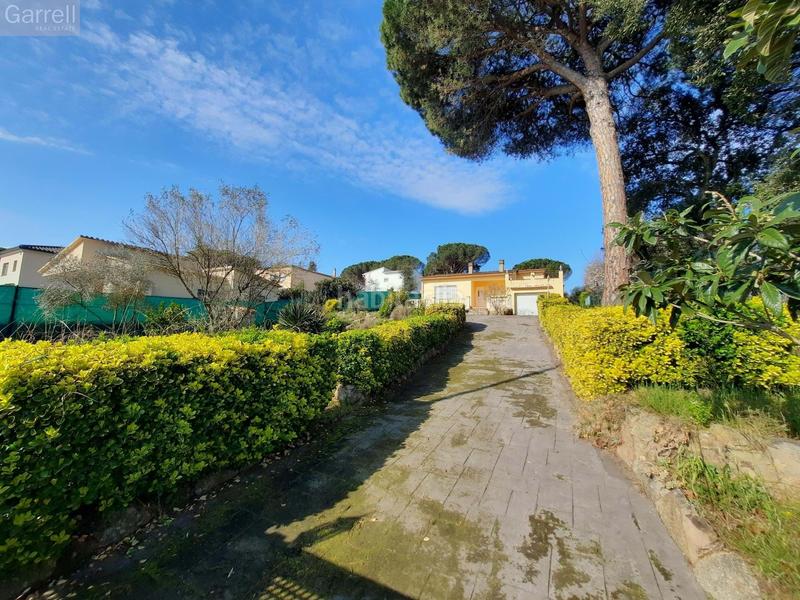 Foto 99a06e7f-a75e-4e6d-95e1-46ad29b97e08. Chalet en Llagostera