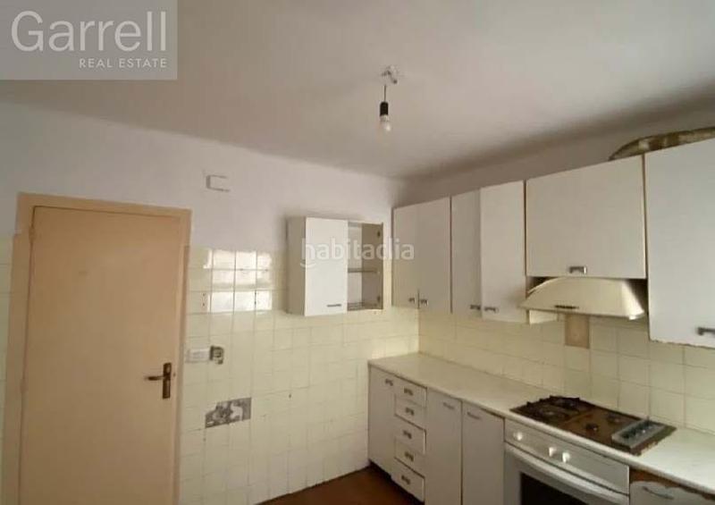 Foto 5bb3fdc1-7ab0-4a32-a84d-bd1df5f6ad30. Etagenwohnung in Creu de la Mà Figueres