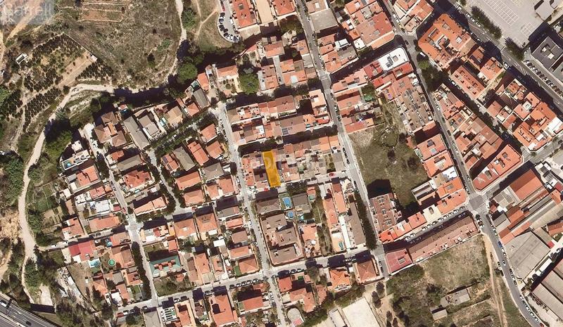 Foto f27340cd-4a0e-4799-9f34-29724af37625. Terreno residenziale in Nucli Urbà Esparreguera