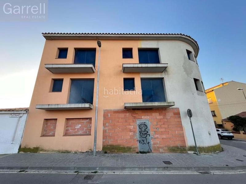 Foto b790a975-0715-4f18-bff5-e7fac900ffab. Edificio en La Punxa Palafrugell