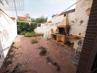 Semi detached house  Carrer ample