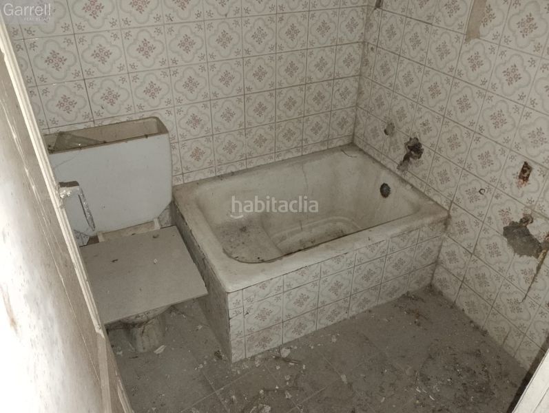 Foto b971e6ea-8a76-4aba-abb4-7573617ba714. Local comercial a Móra la Nova
