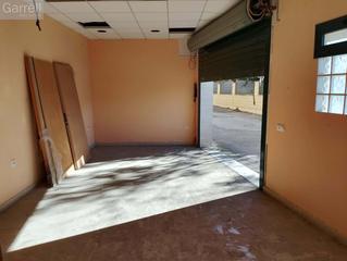 Local Comercial  Calle anselmo clave  es: pl: pt:
 nulles (tarragona)