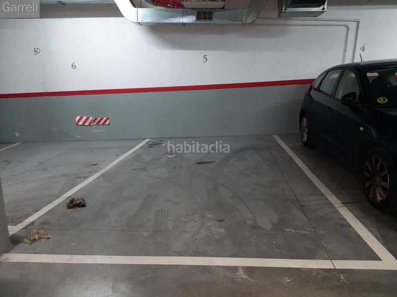 Foto 0b1eb9da-f758-448a-be33-4aa04075fab1. Parking voiture dans Font Verda Granollers