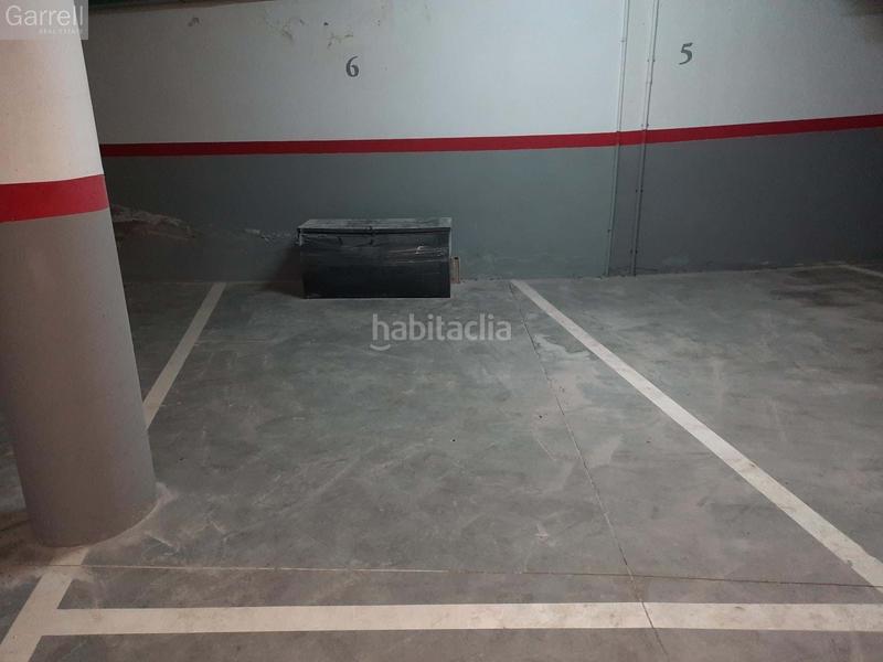 Foto 7eea1e63-1028-445f-9960-aeb29c7a3239. Parking voiture dans Font Verda Granollers