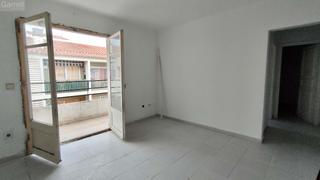 Appartement  Cl frederic mistral 
 es: pl: pt:
 figueres (girona). 4 planta sin ascensor
