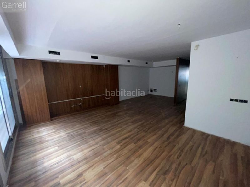 Foto 509a474b-9dc8-4769-97ac-b6f85545bbd6. Local comercial a Eixample Tarragona