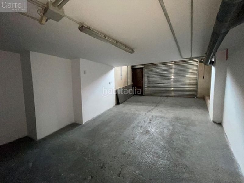 Foto d1f3e85b-7ced-4bb0-bbdf-e13fab656f7c. Local comercial a Eixample Tarragona