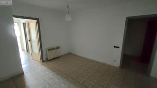 Appartement  Carrer illes medes 
 es: pl: pt:
 blanes (girona)