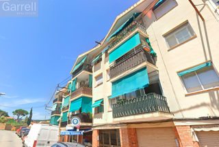 Etagenwohnung  Cl africa  pl: pt:
 alella (barcelona)