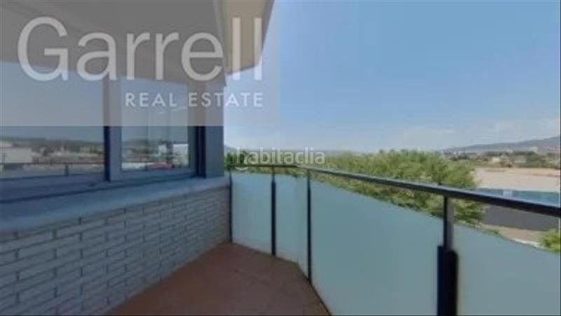 Foto a08728da-6d5f-4425-bfbc-17df274642bd. Appartamento con parcheggio in Eixample Sant Joan Despí