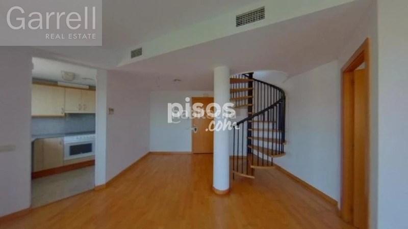 Foto 91a3b48b-8ea6-4c3e-958f-0c74156e625f. Etagenwohnung mit parking in Eixample Sant Joan Despí