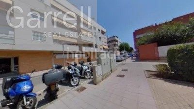 Foto ed899075-0d4b-41f8-b027-fa5f60fa2dd0. Flat with parking in Eixample Sant Joan Despí