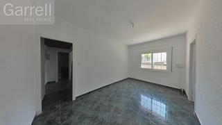 Pis  Cl lluis millet 
es: pl:bj pt:
 sant joan despi (barcelona)