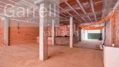 Foto ebb54d7e-7545-4e11-896e-23115854f5c3. Local comercial a Manlleu