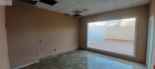 Local commercial  Carrer de sant ferran  pl: pt:
 sabadell (barcelona)