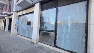 Locale commerciale  Carrer mare de deu de la cisa  es: pl: pt:
 mataro (barcelona). Local comercial de 373 m en el centro de mataró con varias depen