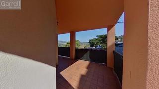 Pis  Ronda bellavista. Piso okupado