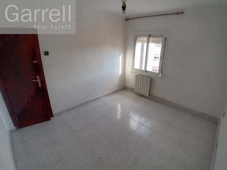 Appartement  Plaça corts catalanes  es: pl: pt:
 la llagosta (barcelona)
