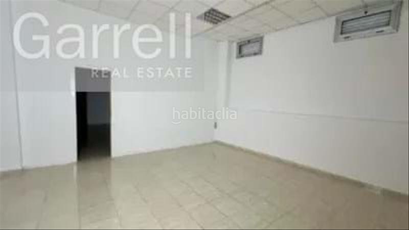 Foto c4f93542-3034-47fa-a1e1-2ae778841868. Locale commerciale in Centre Torredembarra