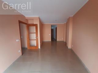 Appartement  Cl lluna 
es: pl: pt:a
 el perello (tarragona)