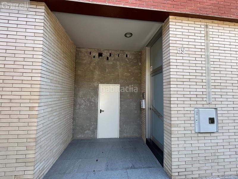 Foto be118494-9533-4c7d-b414-f80a6e234313. Lloguer local comercial a Canovelles