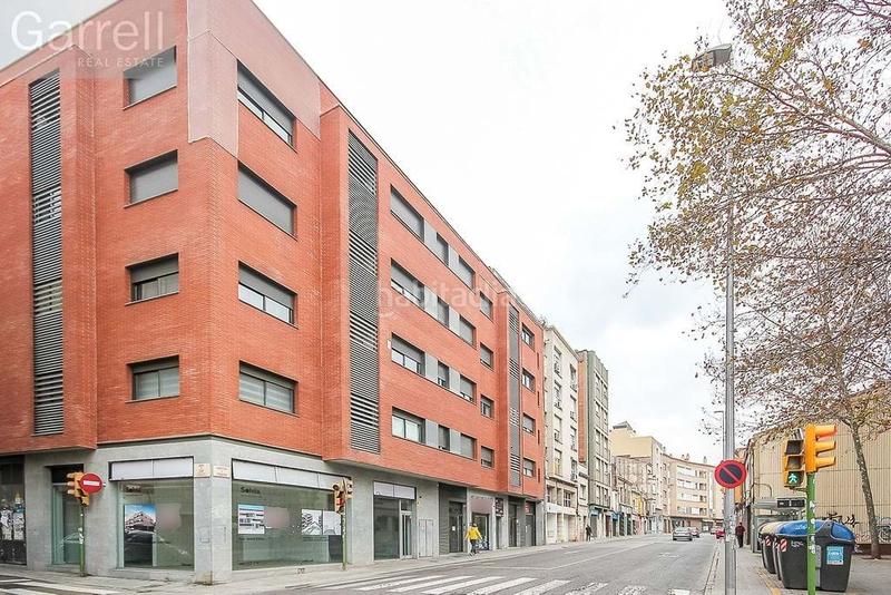 Foto dc6025f3-ab86-4f1e-bf0c-522828e2a899. Local commercial dans Centre Sabadell