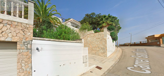 Chalet  Carrer sant damia 
 blanes (girona)