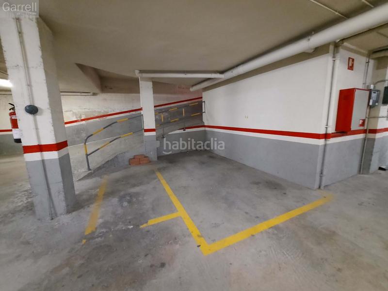 Foto 241230a4-5c27-4455-a942-18c37559369b. Autoparkplatz in Estació de França Mollet del Vallès