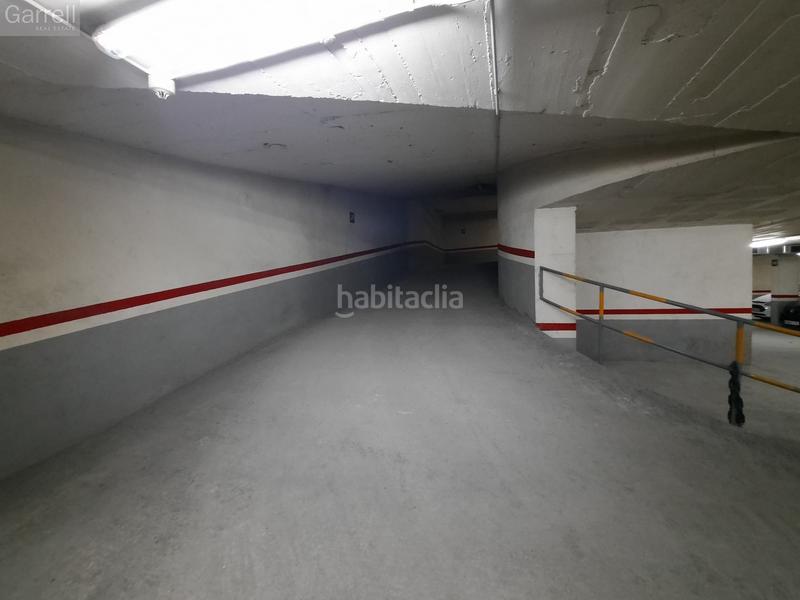 Foto 55d3fe78-74a6-459a-8045-dc19c21bf9ab. Autoparkplatz in Estació de França Mollet del Vallès