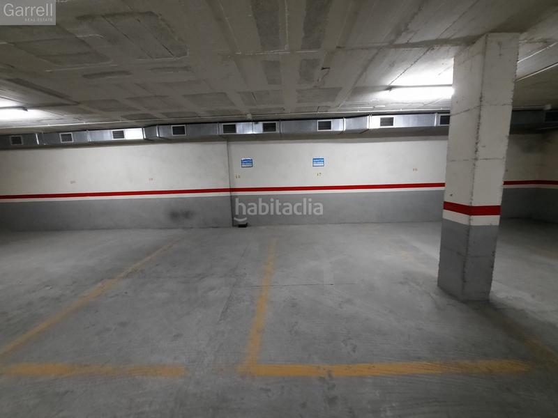 Foto 9bf62813-258e-44ab-8e30-8354b3d43834. Autoparkplatz in Estació de França Mollet del Vallès