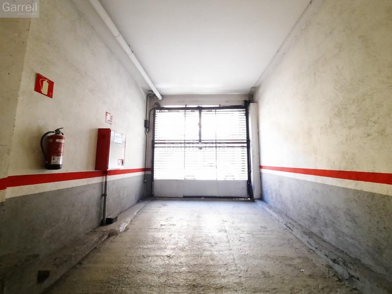 Foto e06a6006-c301-4d53-887a-aacb69c5ebbf. Autoparkplatz in Estació de França Mollet del Vallès