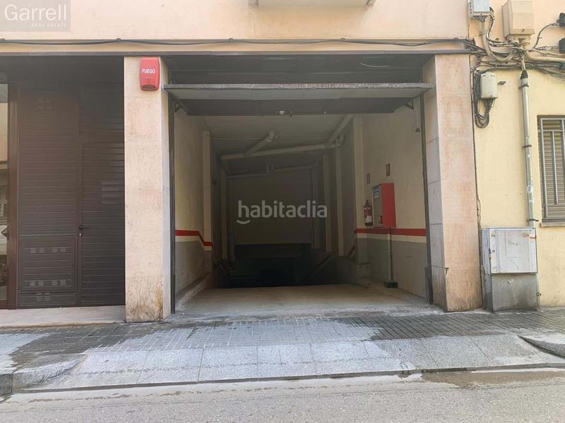 Foto eb725faf-b324-488f-8de3-a6f4d5b1b5d0. Autoparkplatz in Estació de França Mollet del Vallès