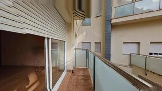 Etagenwohnung  Carrer margallo-la muntanyeta 
n- es:b pl: pt: km: