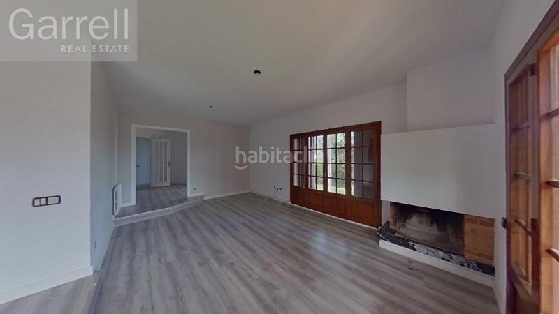 Foto 05c3ce63-5969-42ed-a1a1-a36d7b5d9c1a. Chalet mit parking pool in Els Masos - Els Garrofers Coma-ruga