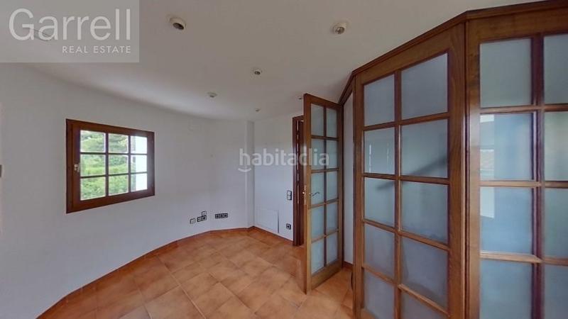 Foto 85e60f9e-77c9-497c-897b-99aa607054c7. Chalet mit parking pool in Els Masos - Els Garrofers Coma-ruga